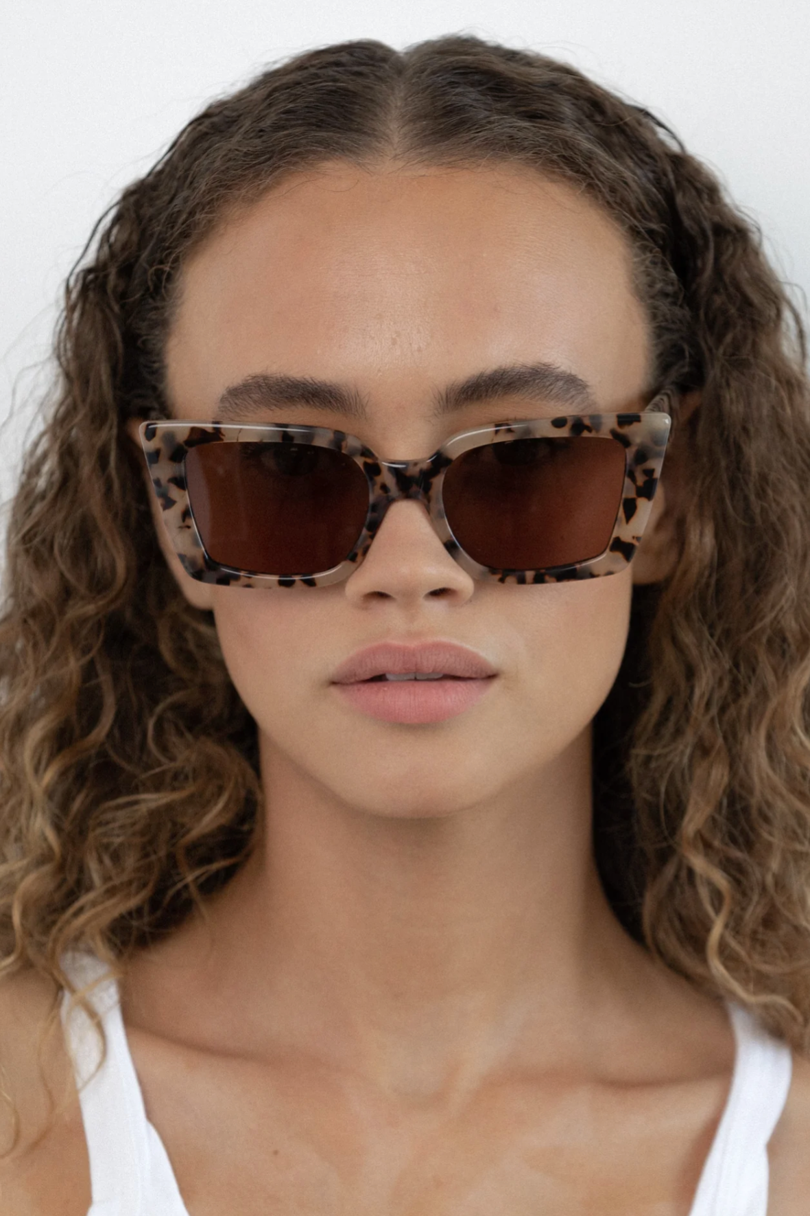 Lu Goldie - Lucia Sunglasses - Choc Tort