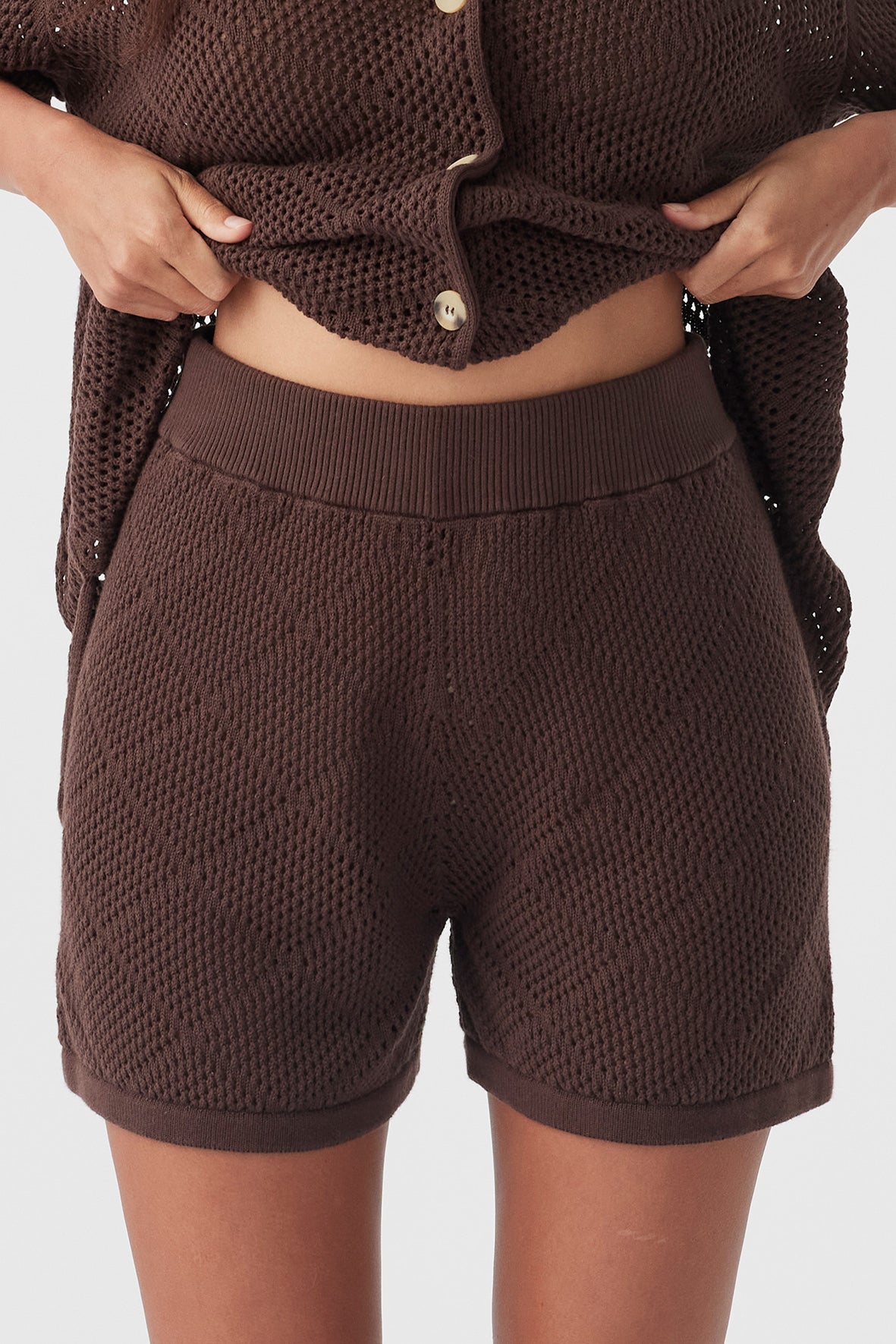 Ezra Organic Cotton Short - Chocolate