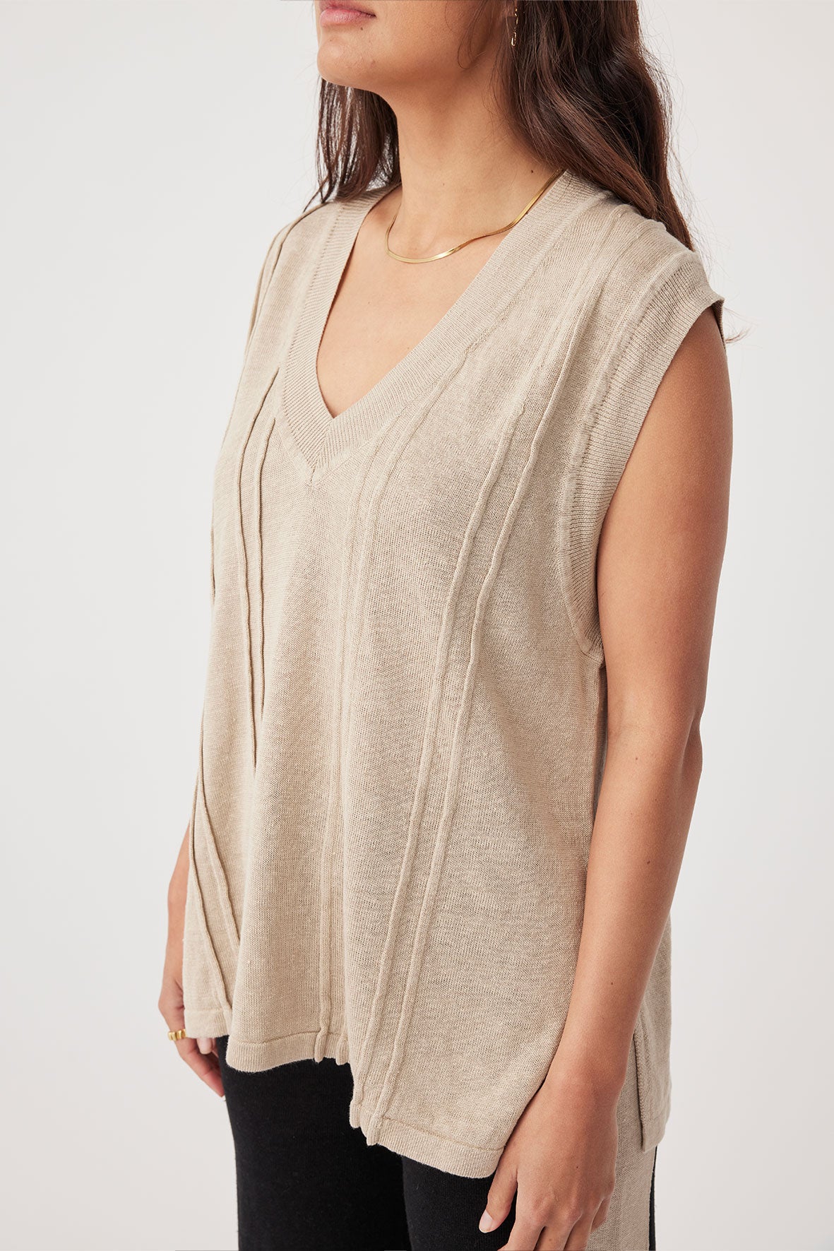 Darcy Linen Knit Vest - Taupe