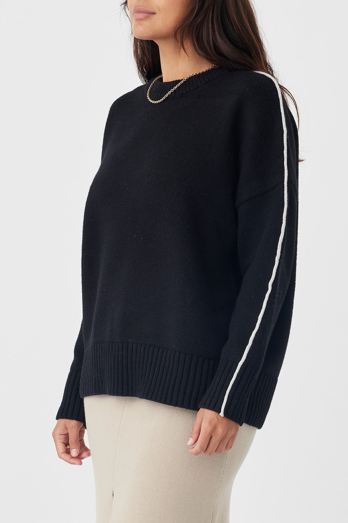Sora Classic Fit Organic Cotton Sweater - Black