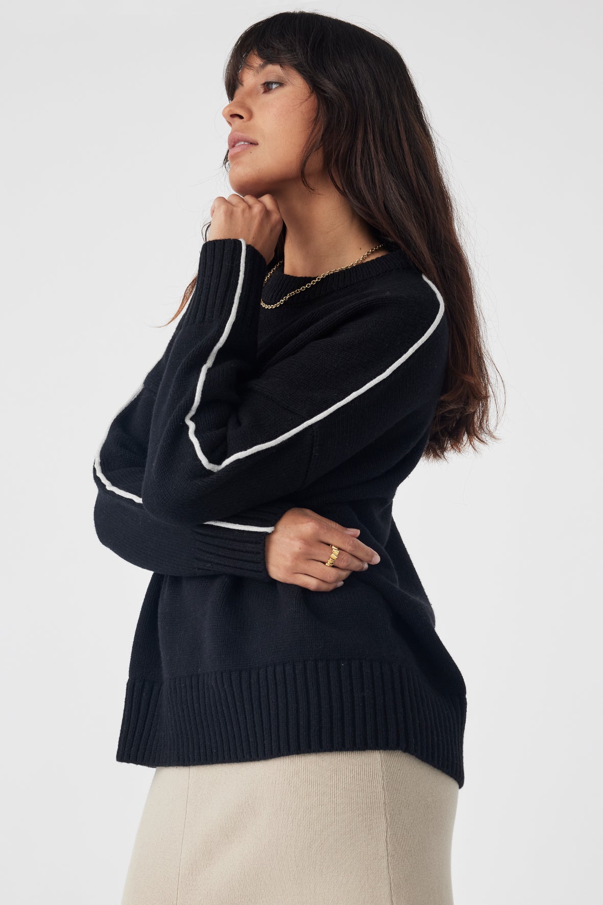 Sora Classic Fit Organic Cotton Sweater - Black
