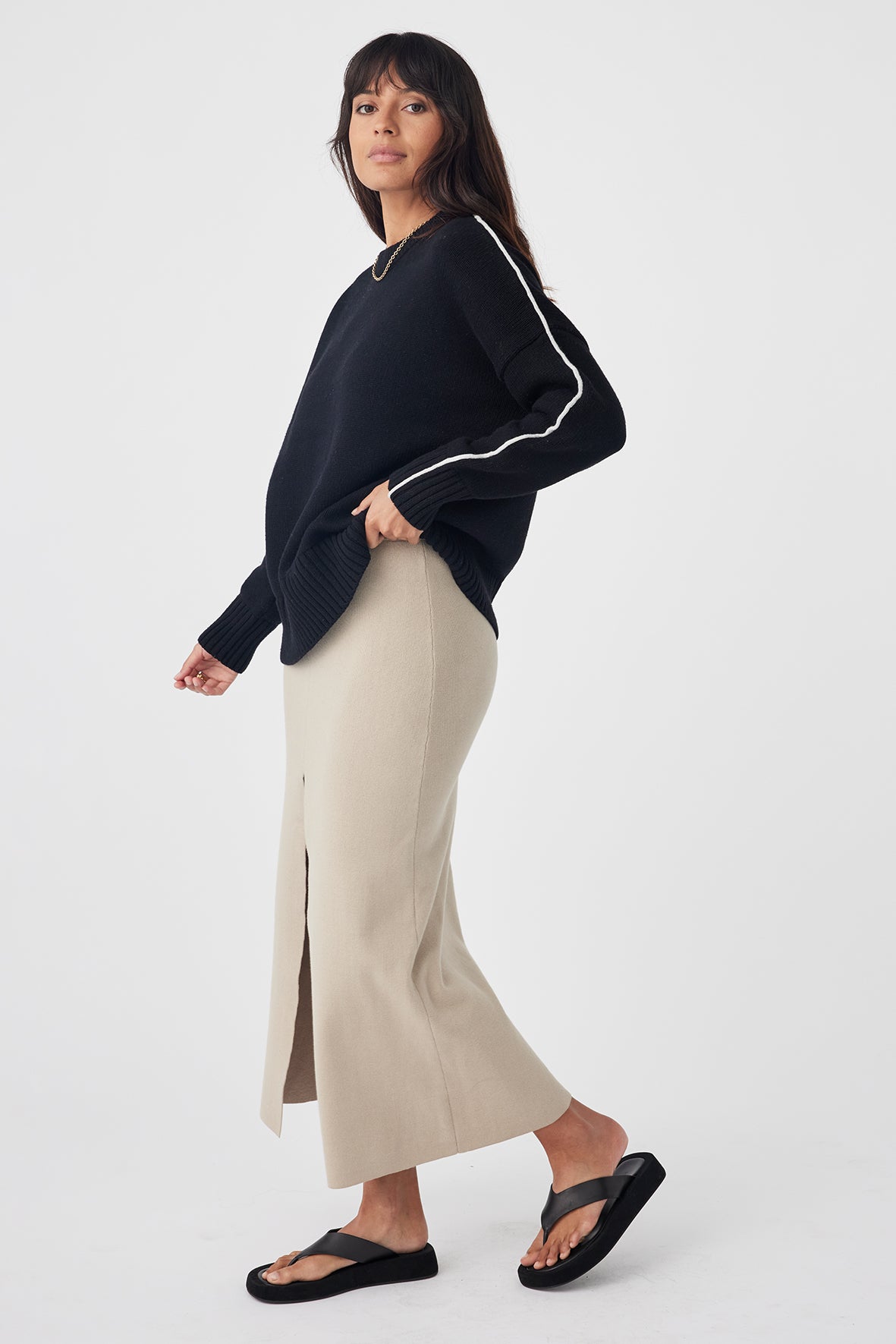 Sora Classic Fit Organic Cotton Sweater - Black