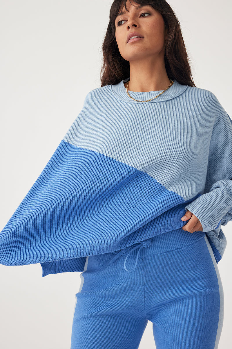 Neo Sweater - Azure & Powder Blue