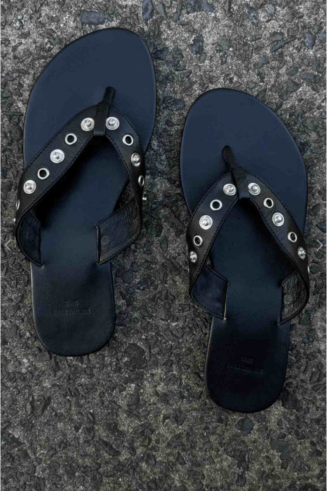 The Bali Tailor - The Iro Studded Thong - Black