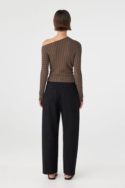 Back view of Sedona long sleeve top in Pavement showing fit through the body