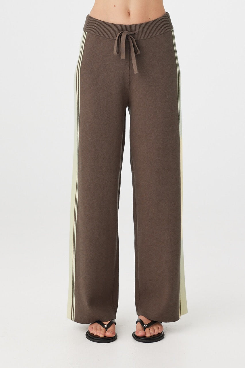 Front view of Emery Pant pavement and butter, high-rise waistband with contrast tie and straight leg shape.