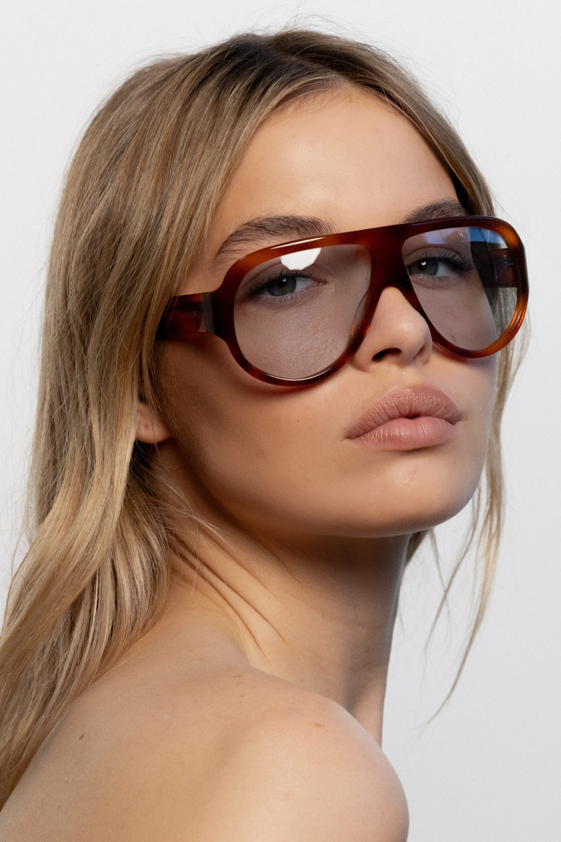 Lu Goldie - Bunny Sunglasses - Chestnut