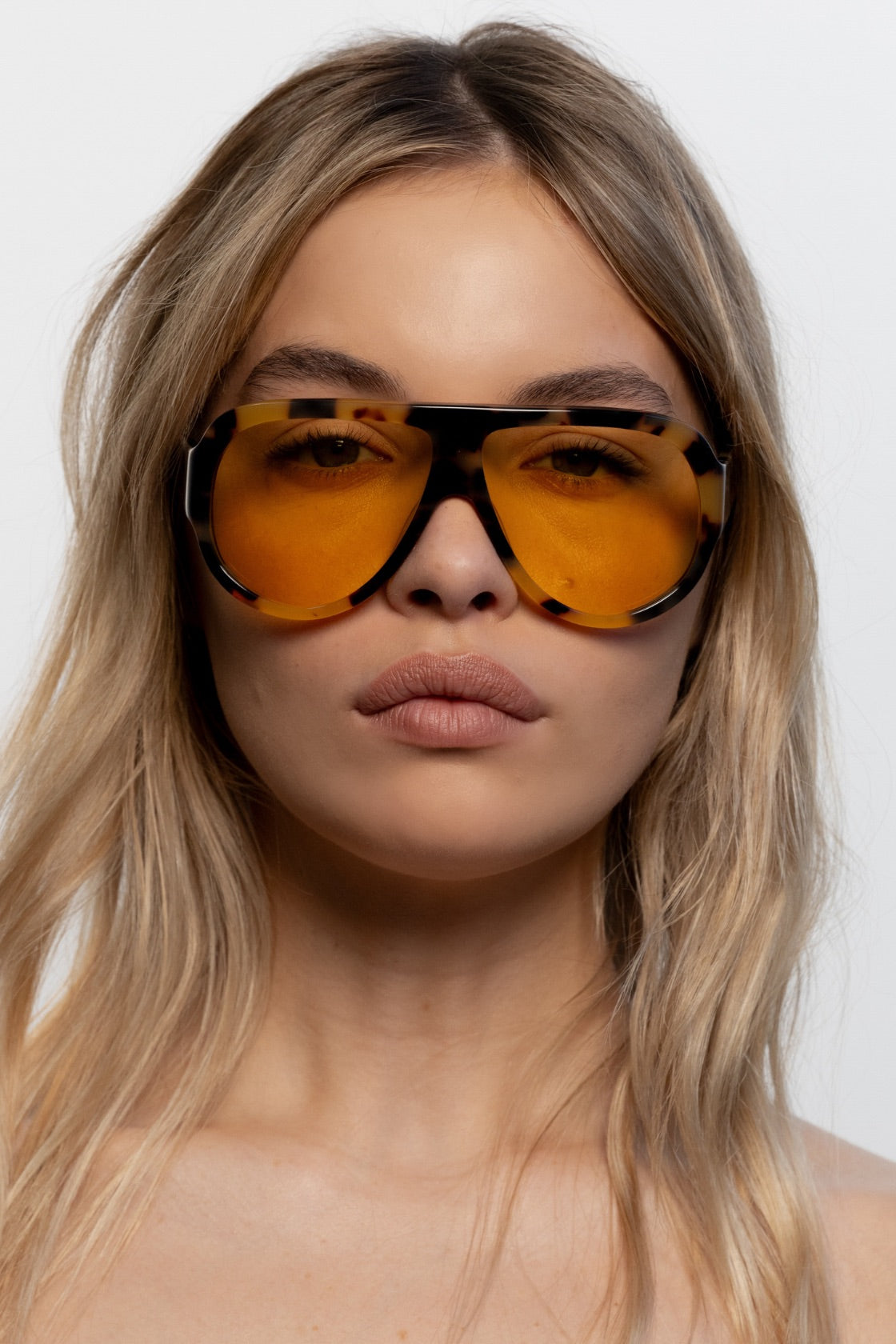 Lu Goldie - Bunny Sunglasses - Honey Tort