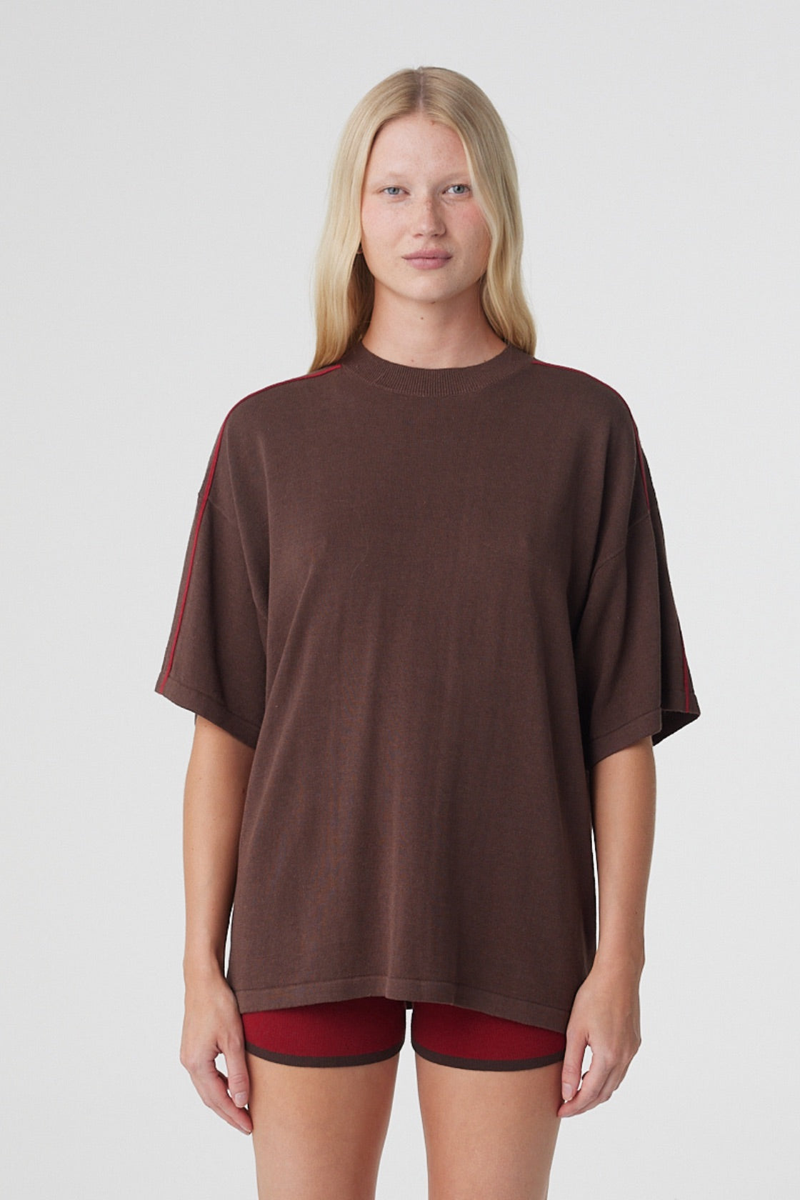 Pippa Oversized Tee in Espresso & Chilli, close front view highlighting the ribbed crew neckline, dropped shoulders and contrast Chilli piping.