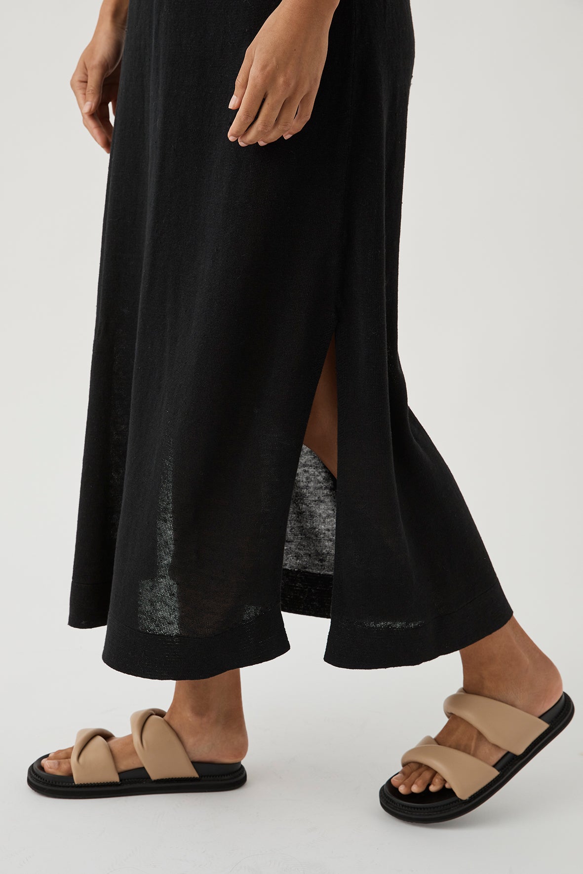 Brie Linen Knit Midi Dress - Black