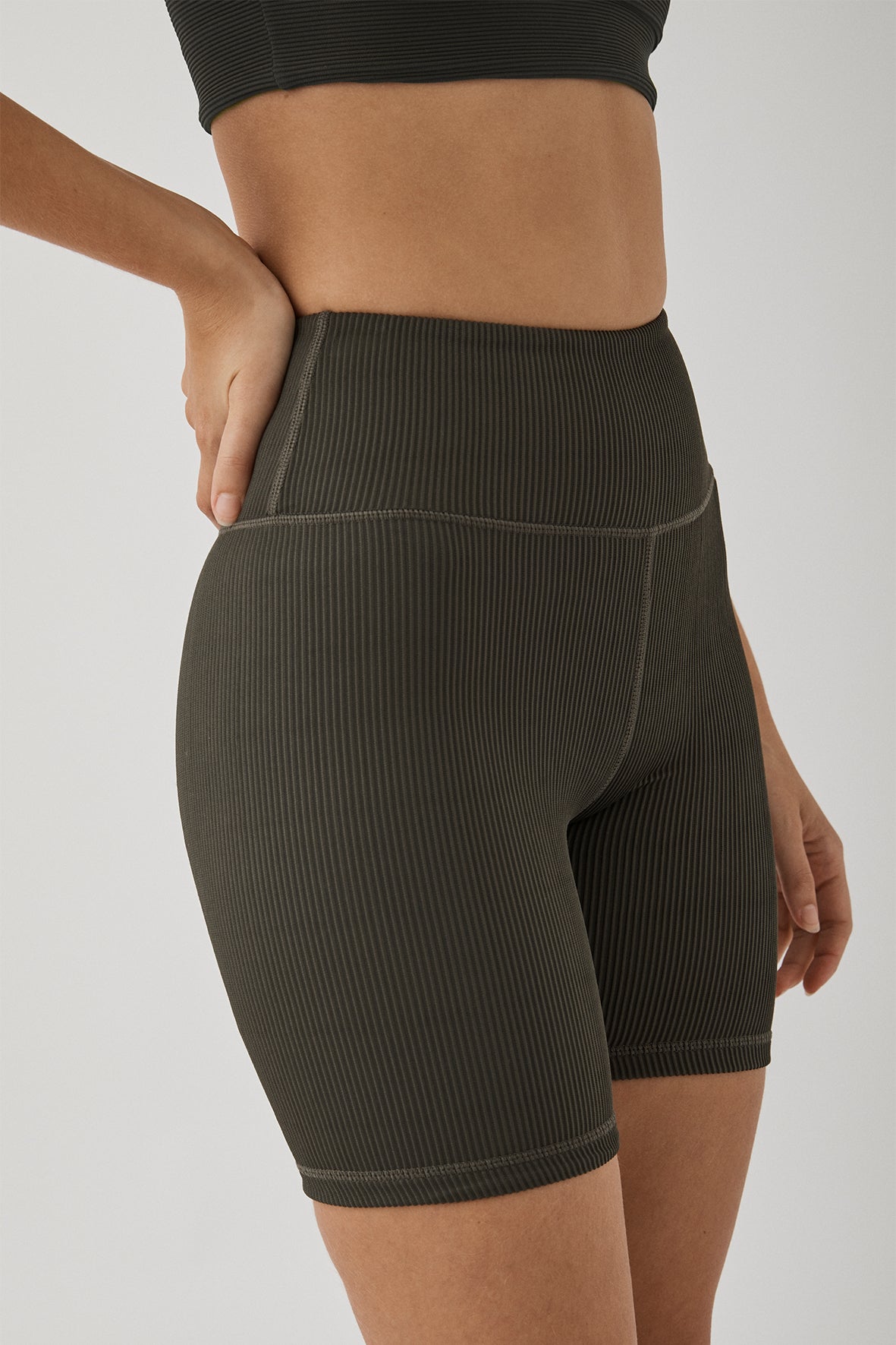 Eden Ribbed Bike Shorts - Dark Olive